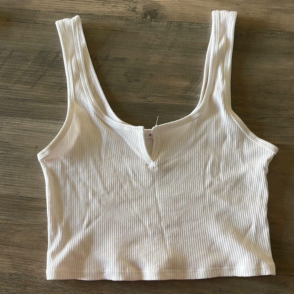 Cropped tank top